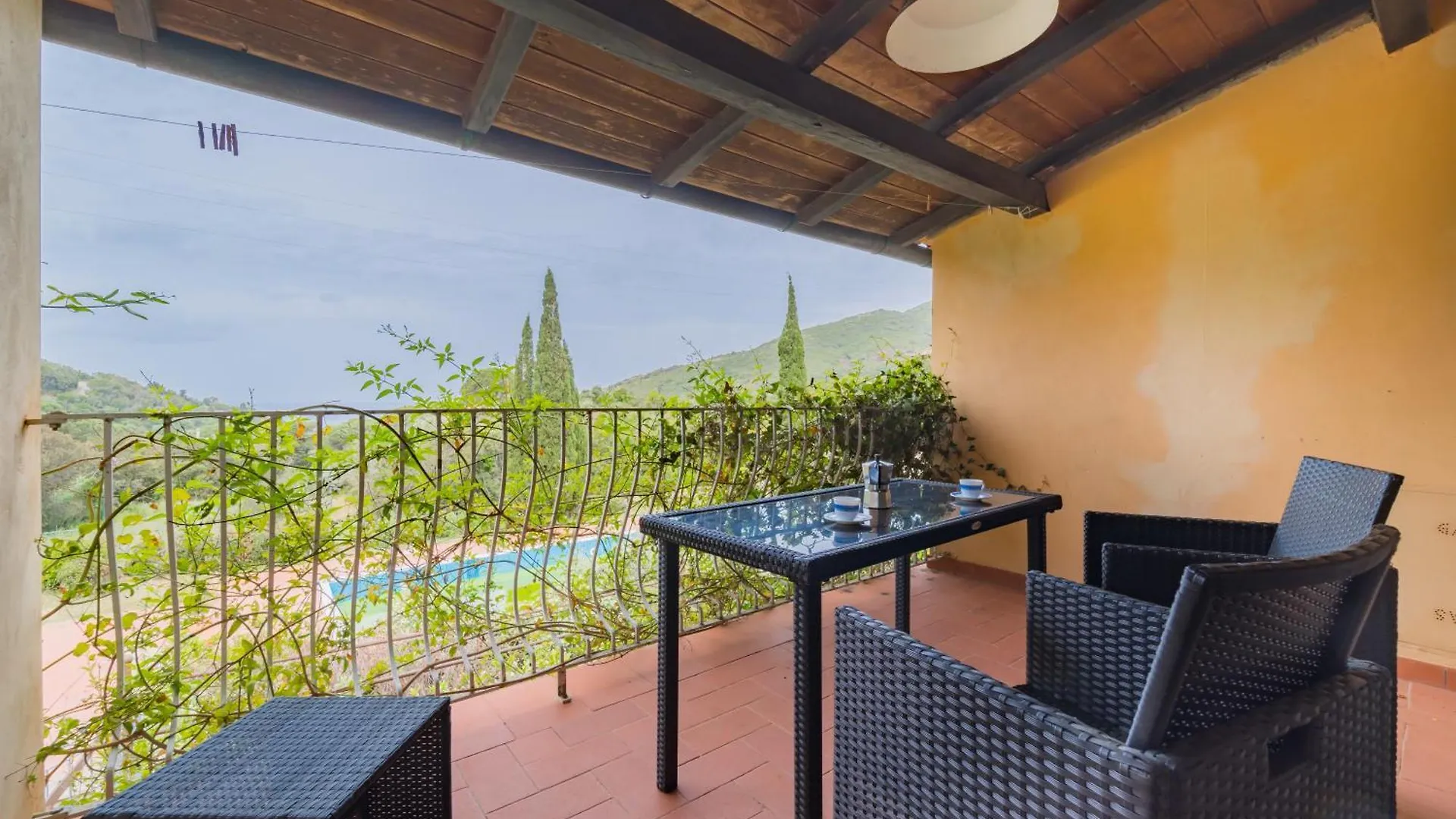Relais Nisportino Borgo Alloro Fonte Ed Aida - Goelba 0*, Casa Castagno Italy