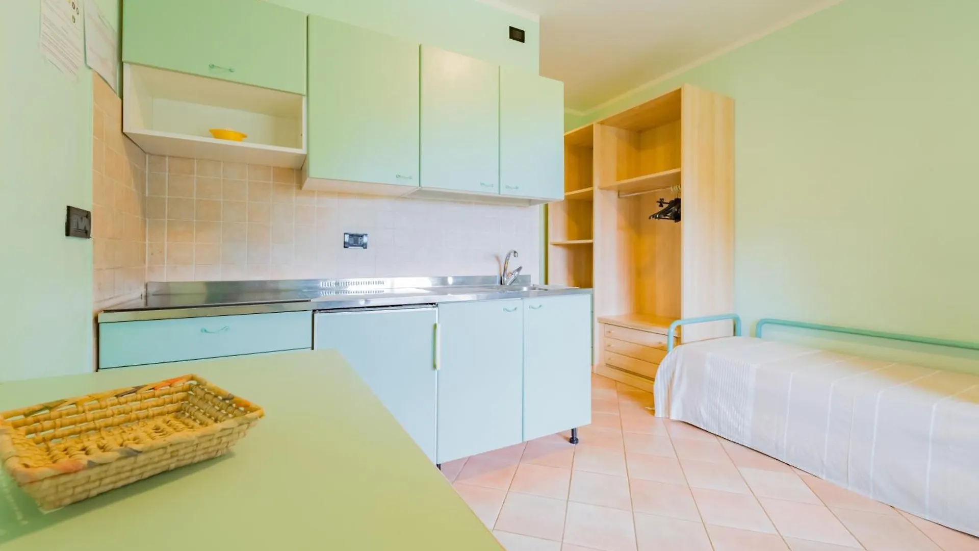 Relais Nisportino Borgo Alloro Fonte Ed Aida - Goelba 0*, Casa Castagno Italy