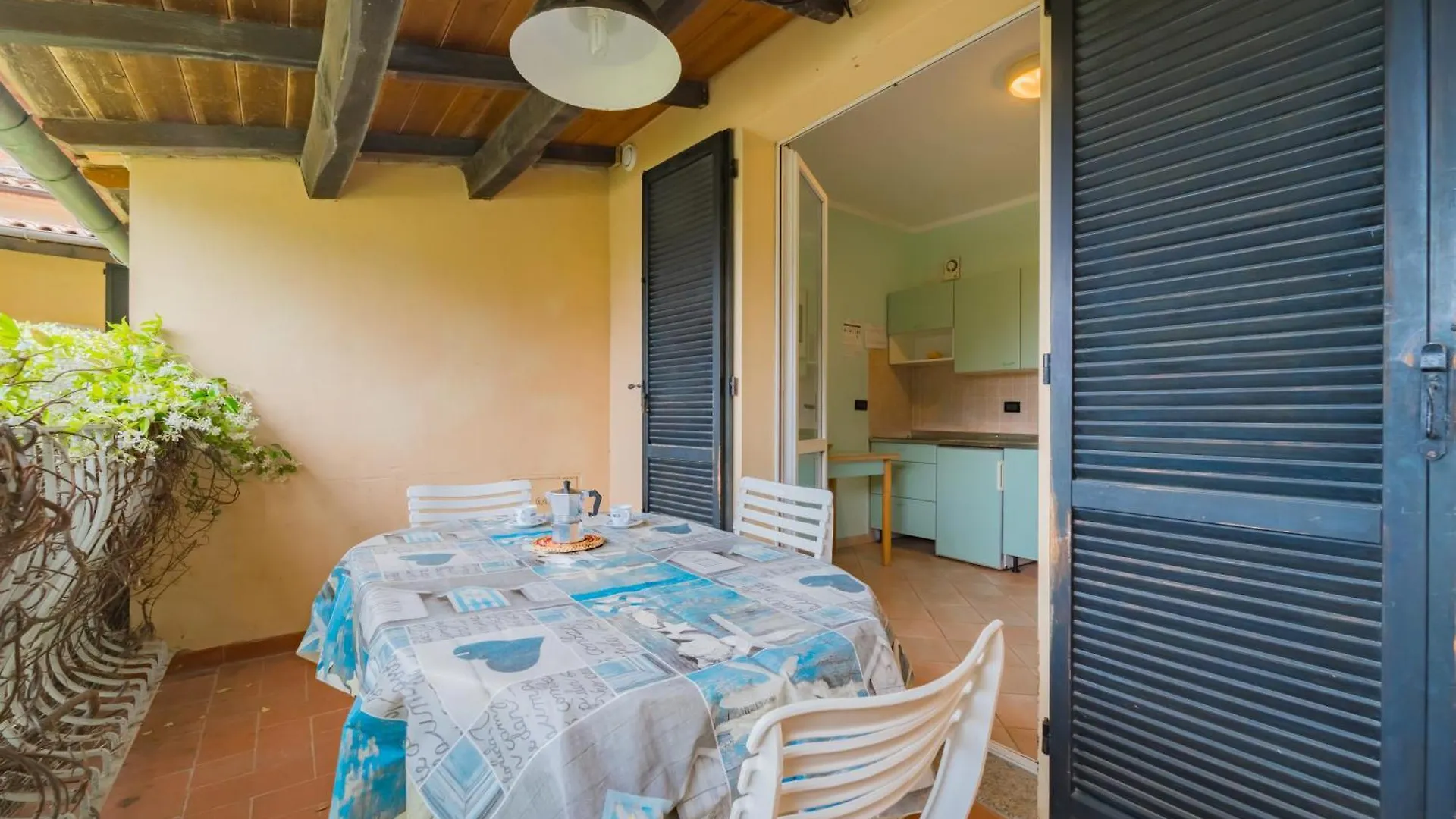 Apartment Relais Nisportino Borgo Alloro Fonte Ed Aida - Goelba