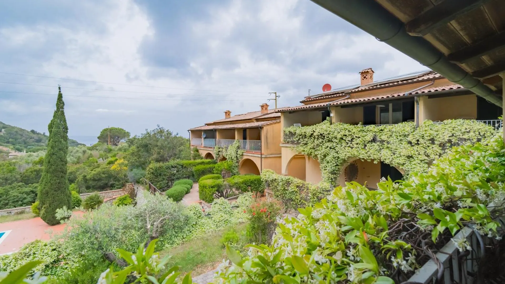 Relais Nisportino Borgo Alloro Fonte Ed Aida - Goelba 0*, Casa Castagno