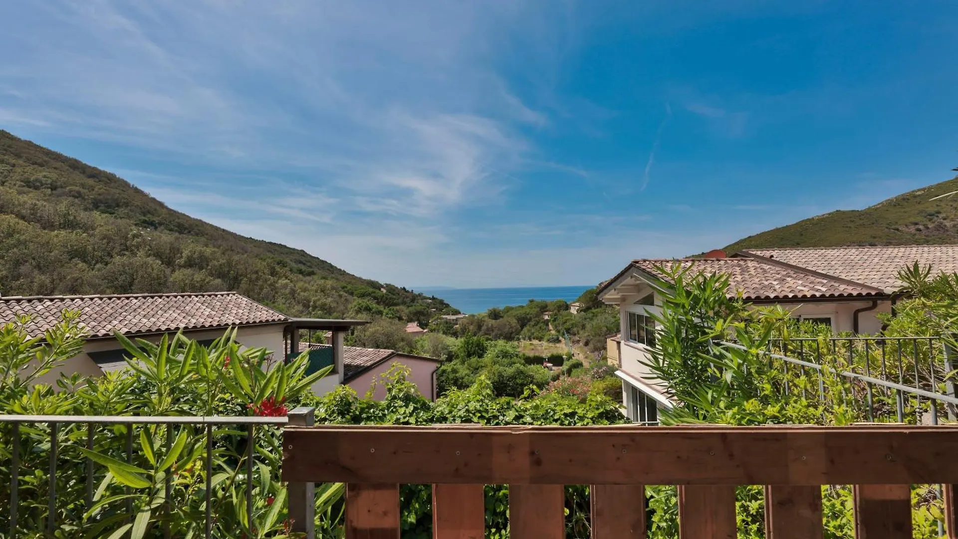 Apartment Relais Nisportino Borgo Alloro Fonte Ed Aida - Goelba Italy