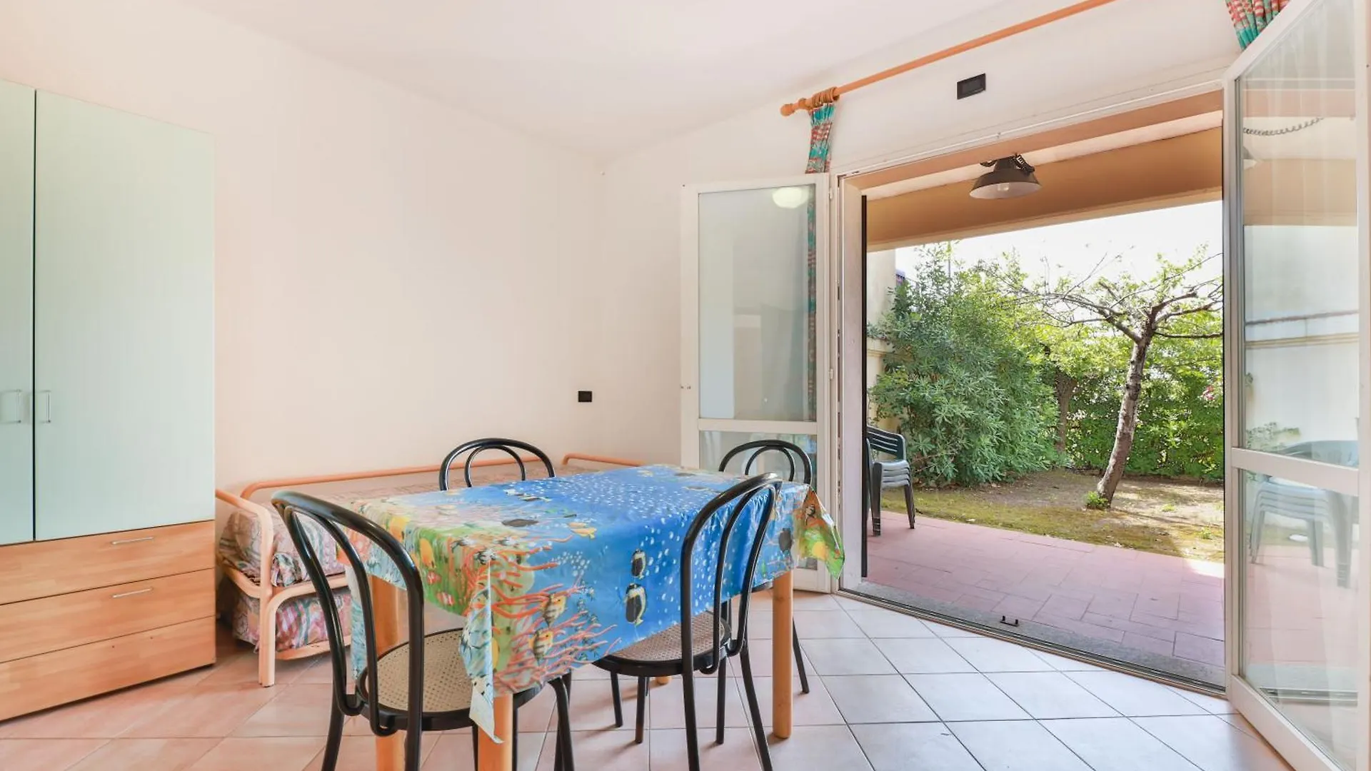 Relais Nisportino Borgo Alloro Fonte Ed Aida - Goelba Italy
