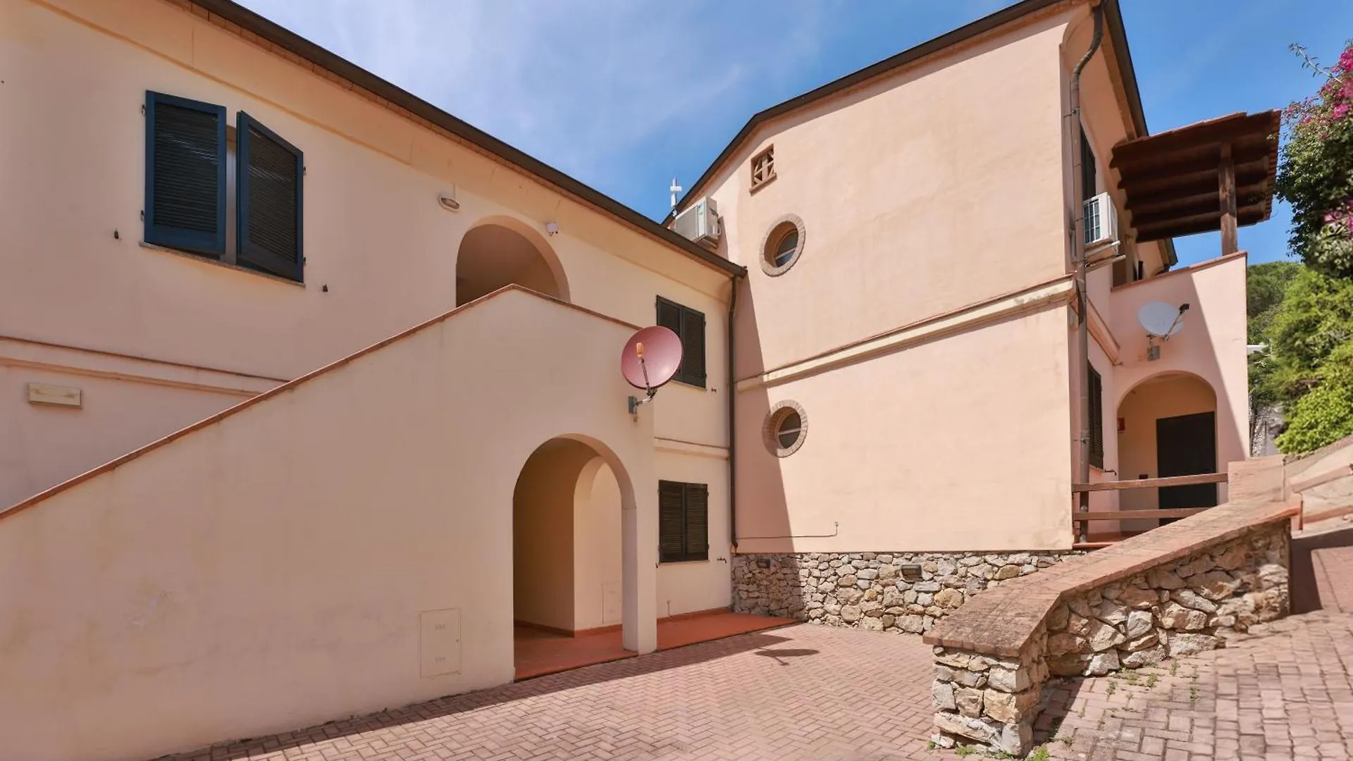 Relais Nisportino Borgo Alloro Fonte Ed Aida - Goelba 0*, Casa Castagno Italy