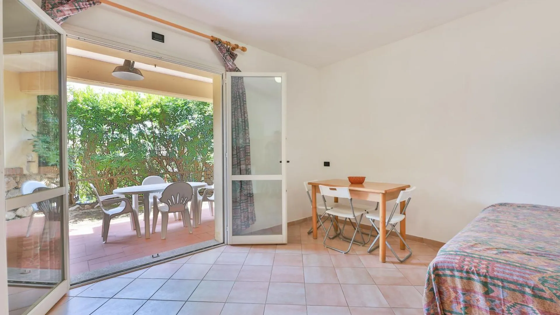 Apartment Relais Nisportino Borgo Alloro Fonte Ed Aida - Goelba